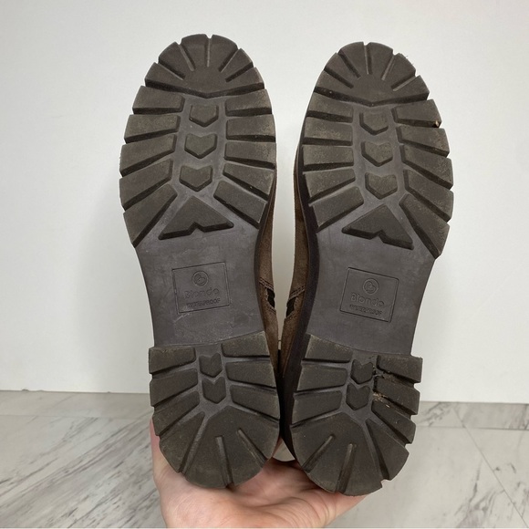 Blondo Dahlia Brown Suede Buckle Bootie 11M - Picture 13 of 14